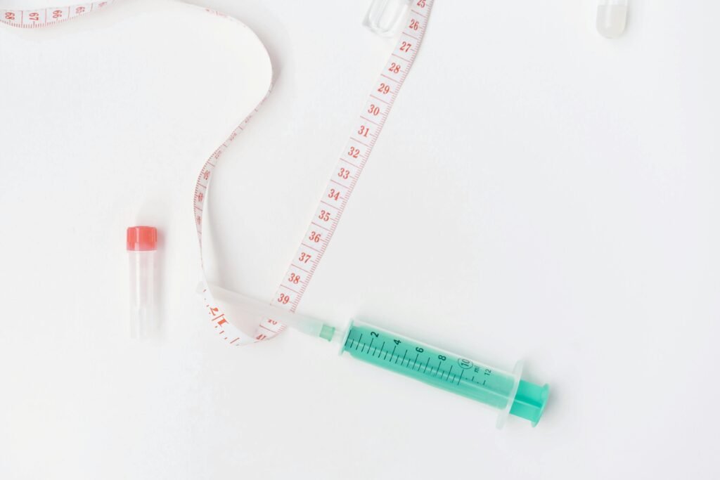 hot flashes on semaglutide Are hot flashes a side effect of Wegovy (semaglutide) and how should they  be managed?